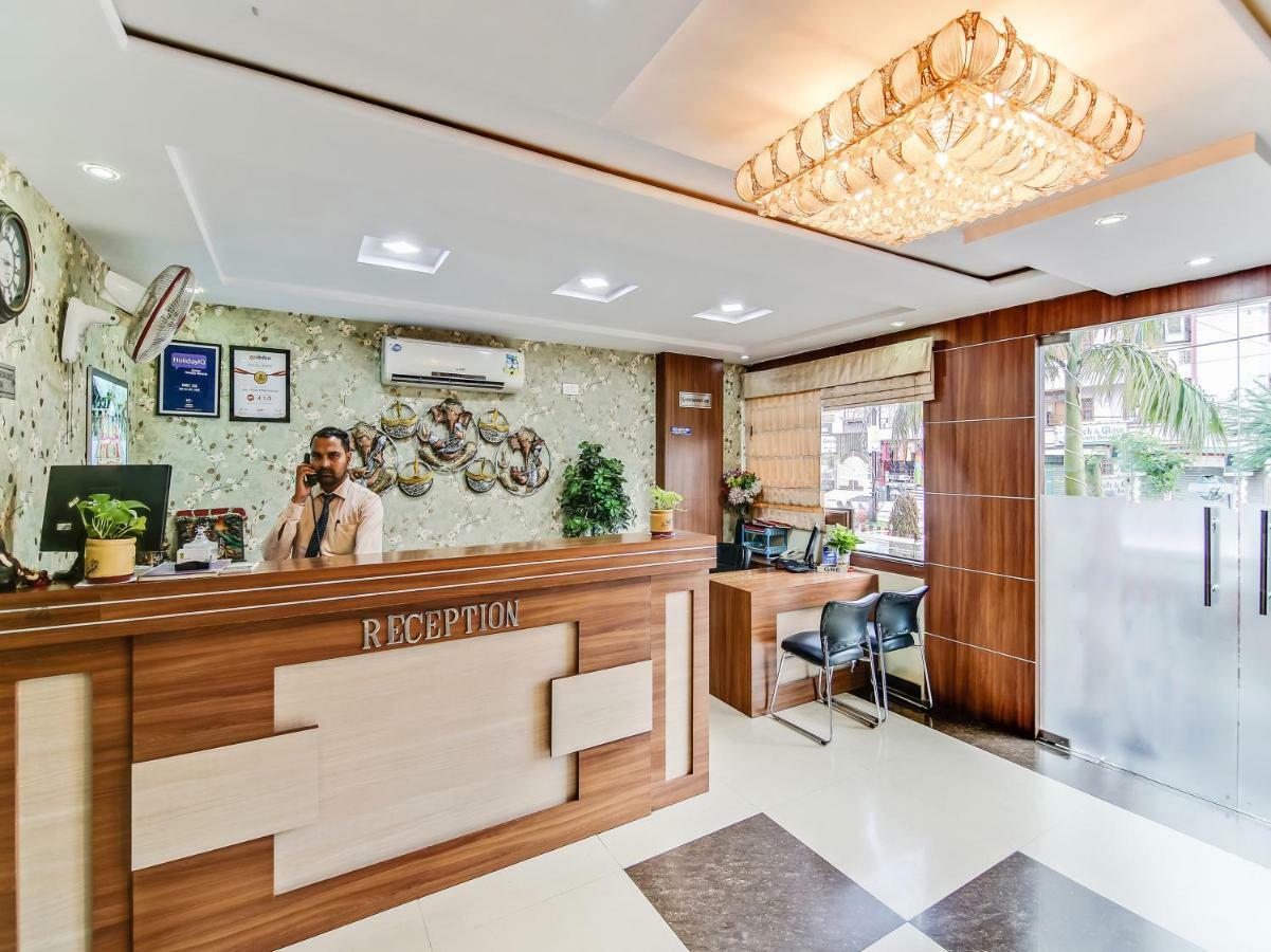 Capital O 32619 Hotel Sugar Palm Gwalior Exterior photo