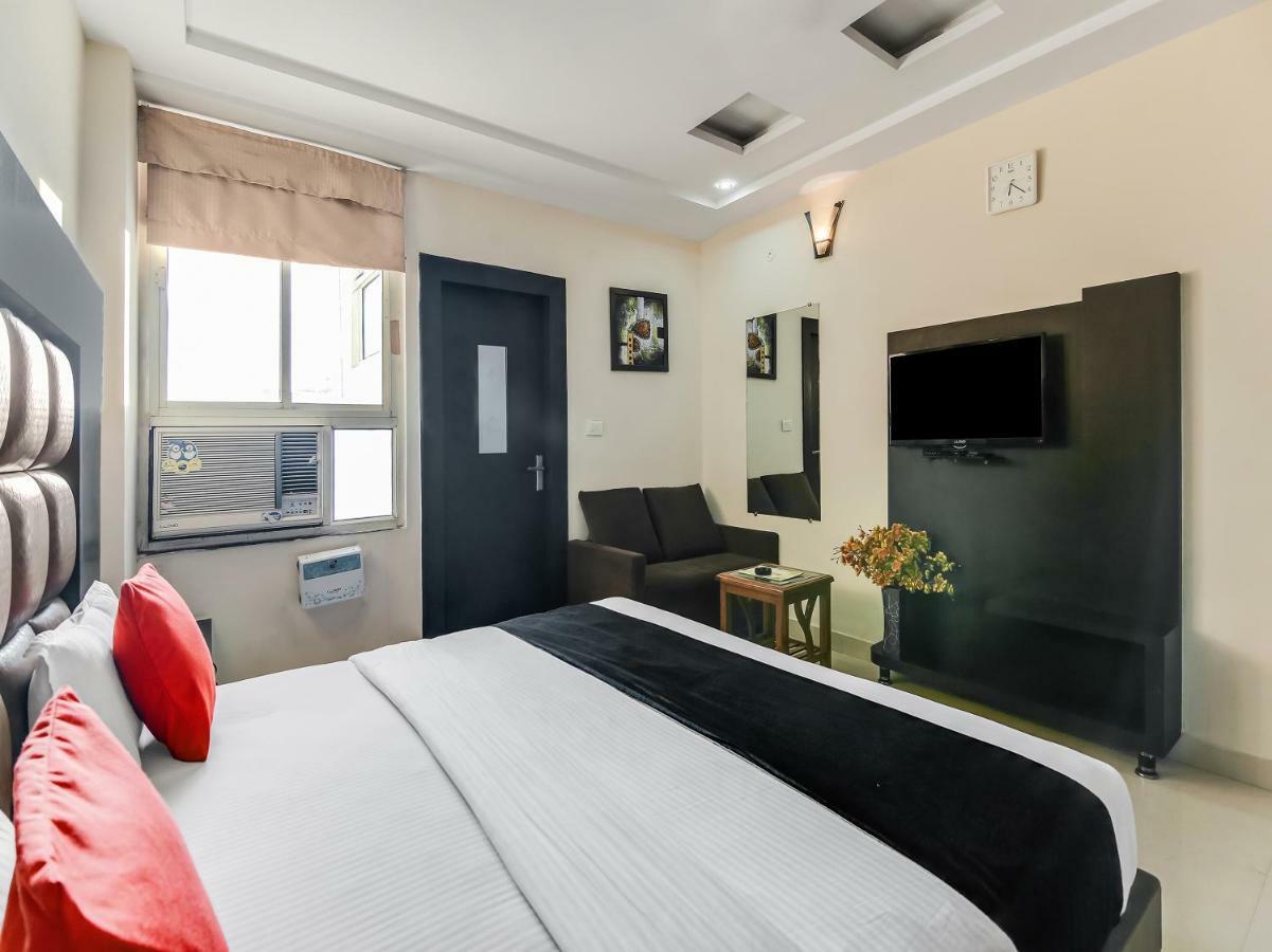 Capital O 32619 Hotel Sugar Palm Gwalior Exterior photo