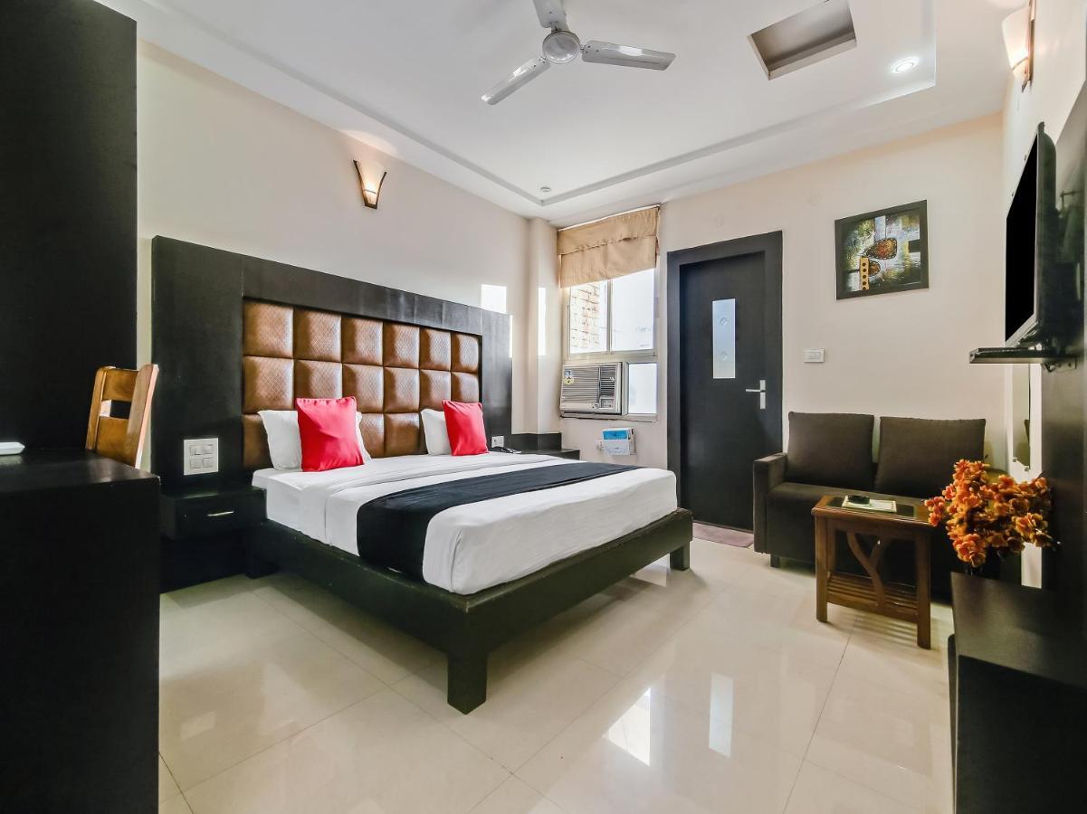 Capital O 32619 Hotel Sugar Palm Gwalior Exterior photo